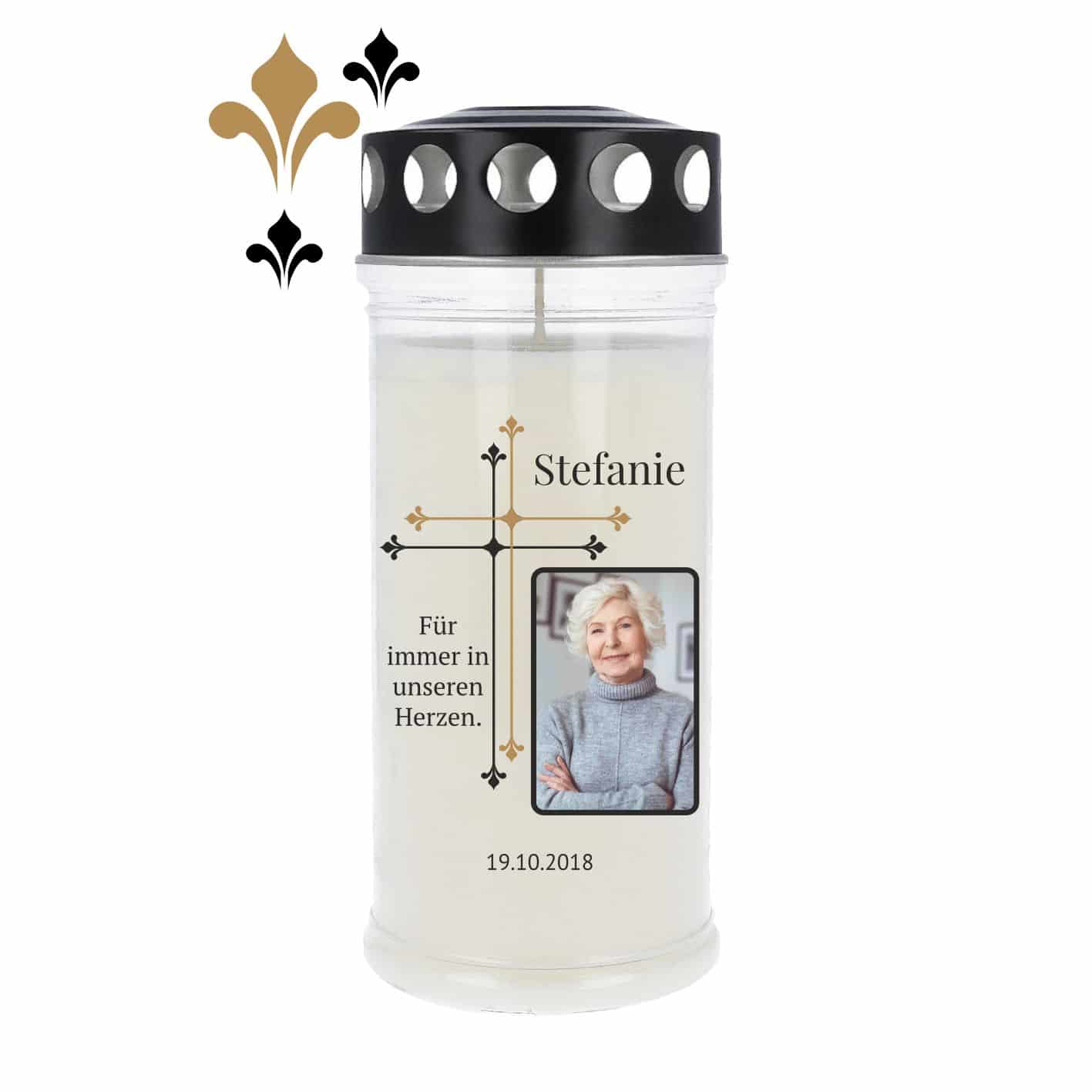 Trauerkerze mit schwarzem Deckel personalisierbar und schwarzen Rosen